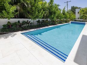 2321 N Bay Rd, Miami Beach FL 33140