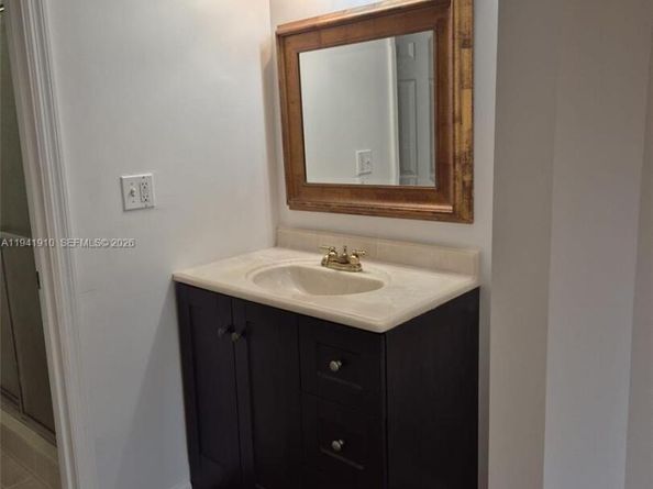 Undisclosed Address #A11941910, Sunrise FL 33351