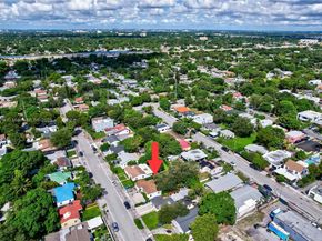 231 NW 44th St, Miami FL 33127