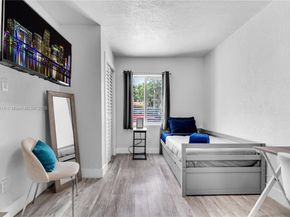 231 NW 44th St, Miami FL 33127