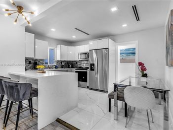 231 NW 44th St