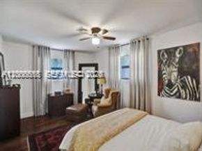 825 N Bel Air Dr, Plantation FL 33317