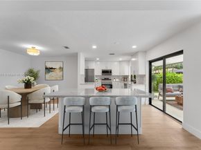 10791 NW 9th Mnr, Coral Springs FL 33071