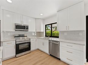 10791 NW 9th Mnr, Coral Springs FL 33071