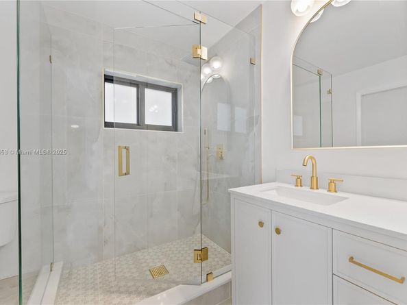 10791 NW 9th Mnr, Coral Springs FL 33071