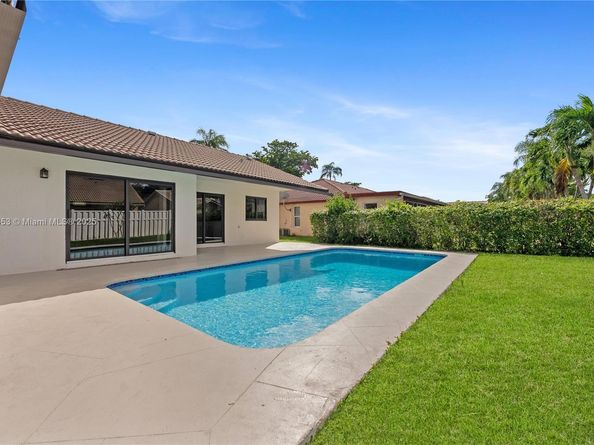 10791 NW 9th Mnr, Coral Springs FL 33071