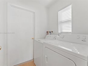 10791 NW 9th Mnr, Coral Springs FL 33071