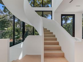 1661 Onaway Dr, Miami FL 33133