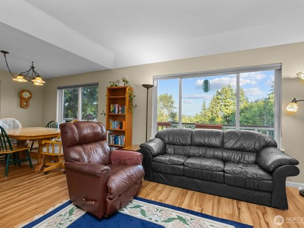 4801 NW El Camino Boulevard, Bremerton WA 98312
