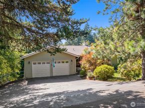 4801 NW El Camino Boulevard, Bremerton WA 98312