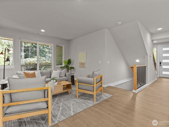 9016 53rd Avenue W, Mukilteo WA 98275
