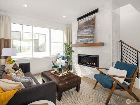 13426 (HS 2) NE 112th Place, Redmond WA 98052