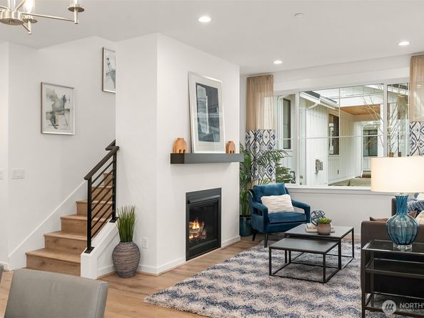 13426 (HS 2) NE 112th Place, Redmond WA 98052