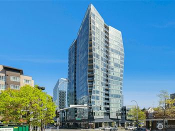 188 Bellevue Way NE