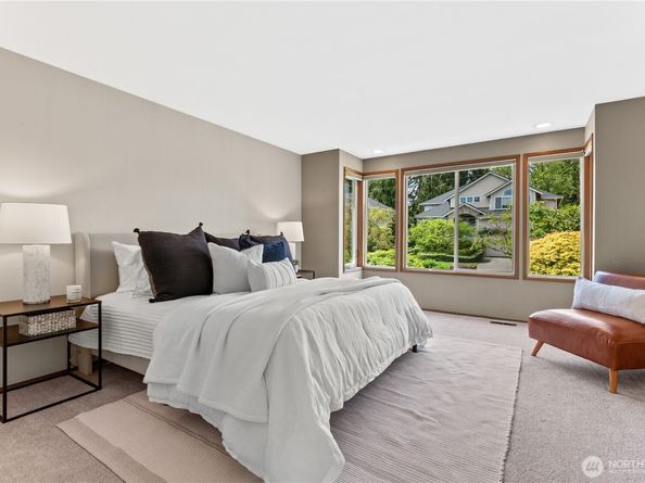 15210 NE 72nd Street, Redmond WA 98052