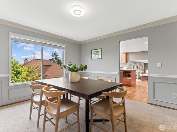 15210 NE 72nd Street, Redmond WA 98052