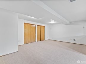 15210 NE 72nd Street, Redmond WA 98052