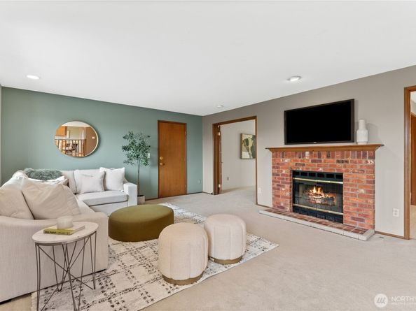 15210 NE 72nd Street, Redmond WA 98052
