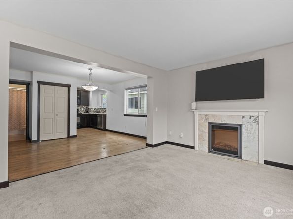 1118 Chestnut Court 18, Everett WA 98201