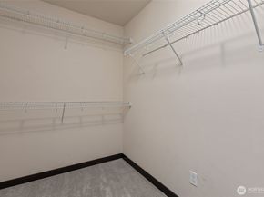 1118 Chestnut Court 18, Everett WA 98201