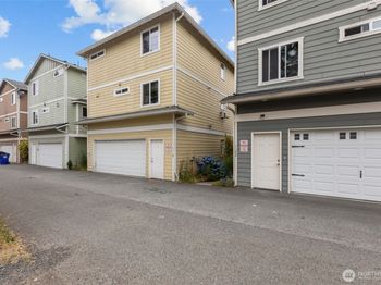 1118 Chestnut Court