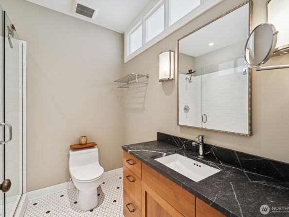 2809 1/2 Mount Rainier Drive S 4, Seattle WA 98144