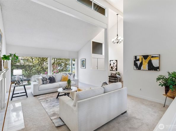 15710 SE 46th Way, Bellevue WA 98006
