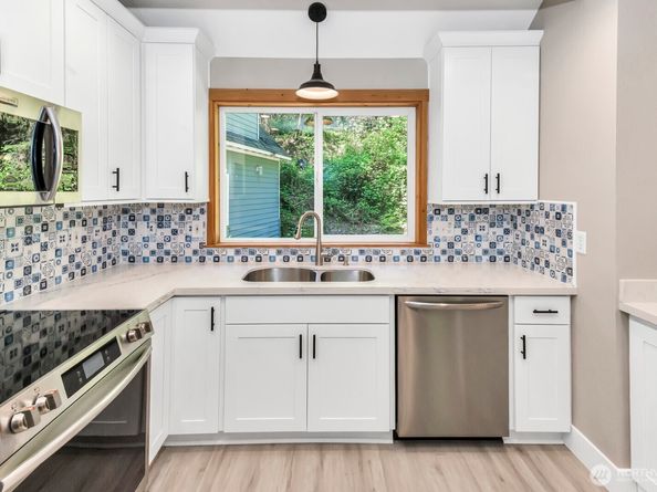 15002 Willow Road SE, Port Orchard WA 98367
