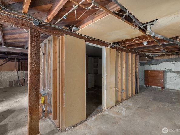4319 SW Mills Street, Seattle WA 98136