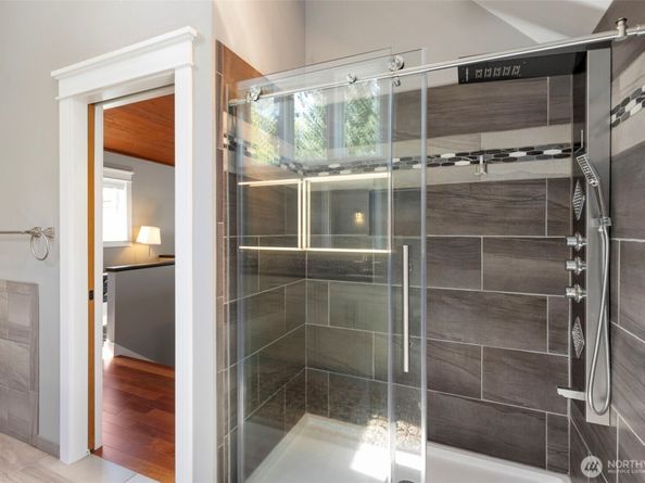 13083 Lake Shore Drive NW, Poulsbo WA 98370