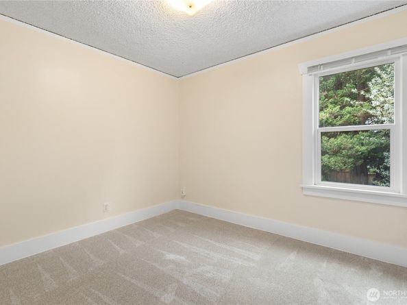 12013 Exeter Avenue NE, Seattle WA 98125