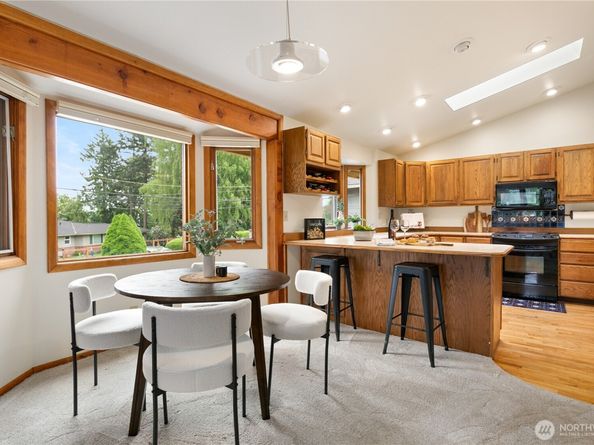 12013 Exeter Avenue NE, Seattle WA 98125