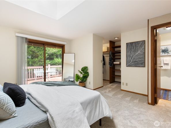 12013 Exeter Avenue NE, Seattle WA 98125
