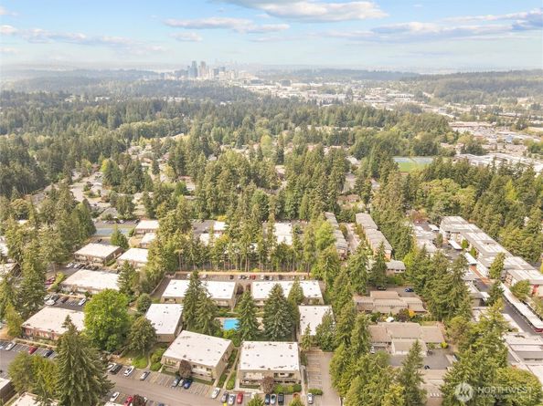 1420 153rd Avenue NE 4004, Bellevue WA 98007
