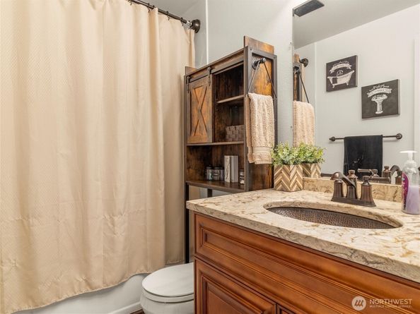 1420 153rd Avenue NE 4004, Bellevue WA 98007