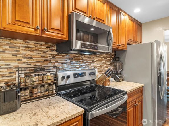 1420 153rd Avenue NE 4004, Bellevue WA 98007