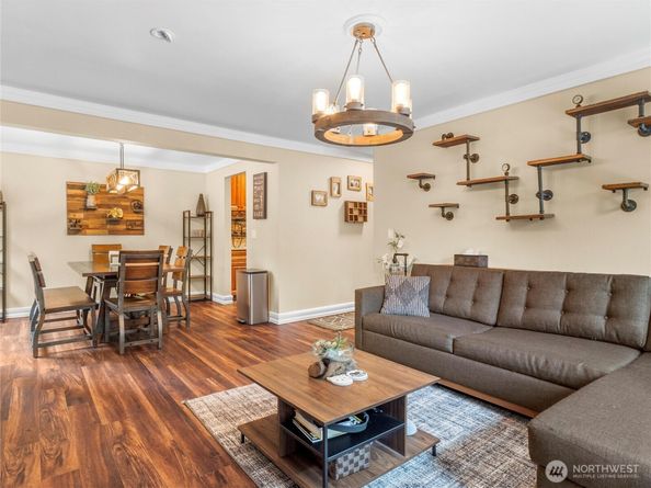 1420 153rd Avenue NE 4004, Bellevue WA 98007