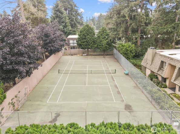 1420 153rd Avenue NE 4004, Bellevue WA 98007