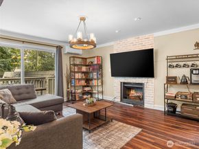 1420 153rd Avenue NE 4004, Bellevue WA 98007