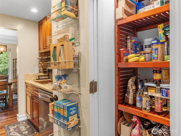 1420 153rd Avenue NE 4004, Bellevue WA 98007