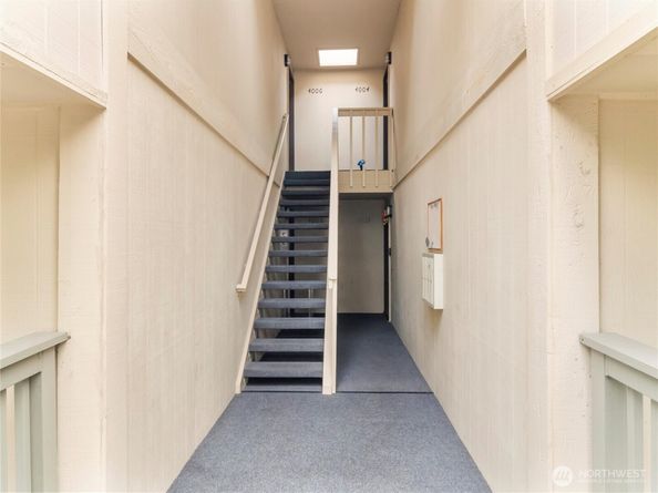 1420 153rd Avenue NE 4004, Bellevue WA 98007