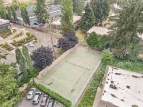 1420 153rd Avenue NE 4004, Bellevue WA 98007