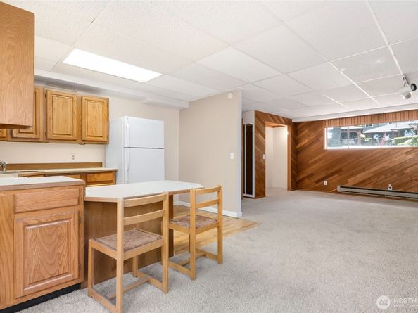 1006 N 36th St, Renton WA 98056