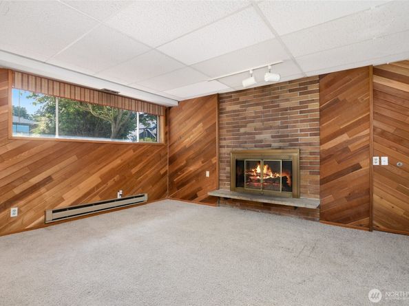 1006 N 36th St, Renton WA 98056