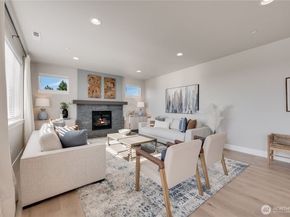 20227 125th Avenue NE SM208, Bothell WA 98011