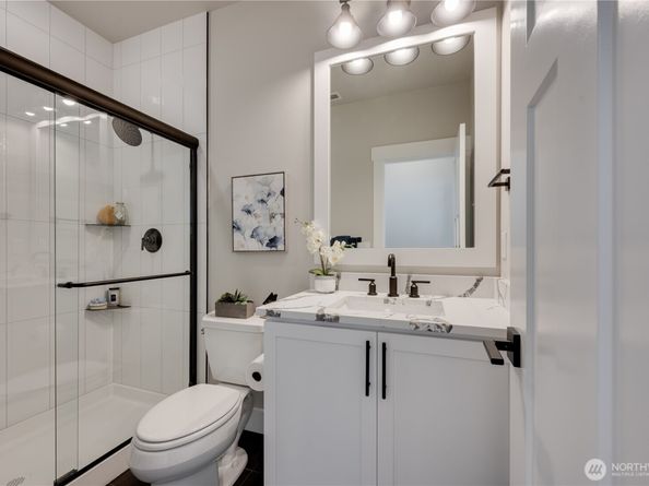 20227 125th Avenue NE SM208, Bothell WA 98011