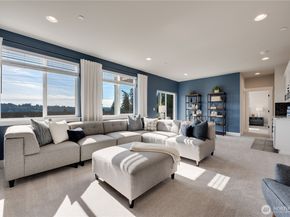 20227 125th Avenue NE SM208, Bothell WA 98011