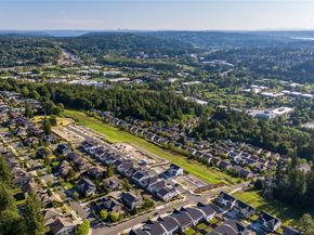 20227 125th Avenue NE SM208, Bothell WA 98011