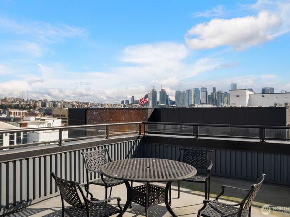 701 Galer Street 819, Seattle WA 98109