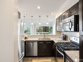 701 Galer Street 819, Seattle WA 98109